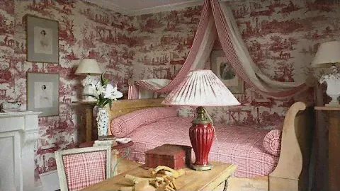 Interior trends: Toile de jouy pattern