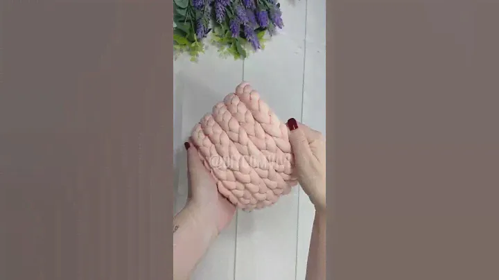 Красивая корзинка для хранения своими руками