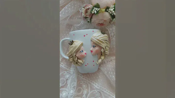 Мама и дочка из полимерной глины. Кружки на заказ. Необычный подарок